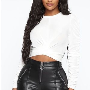 White crop top long sleeve